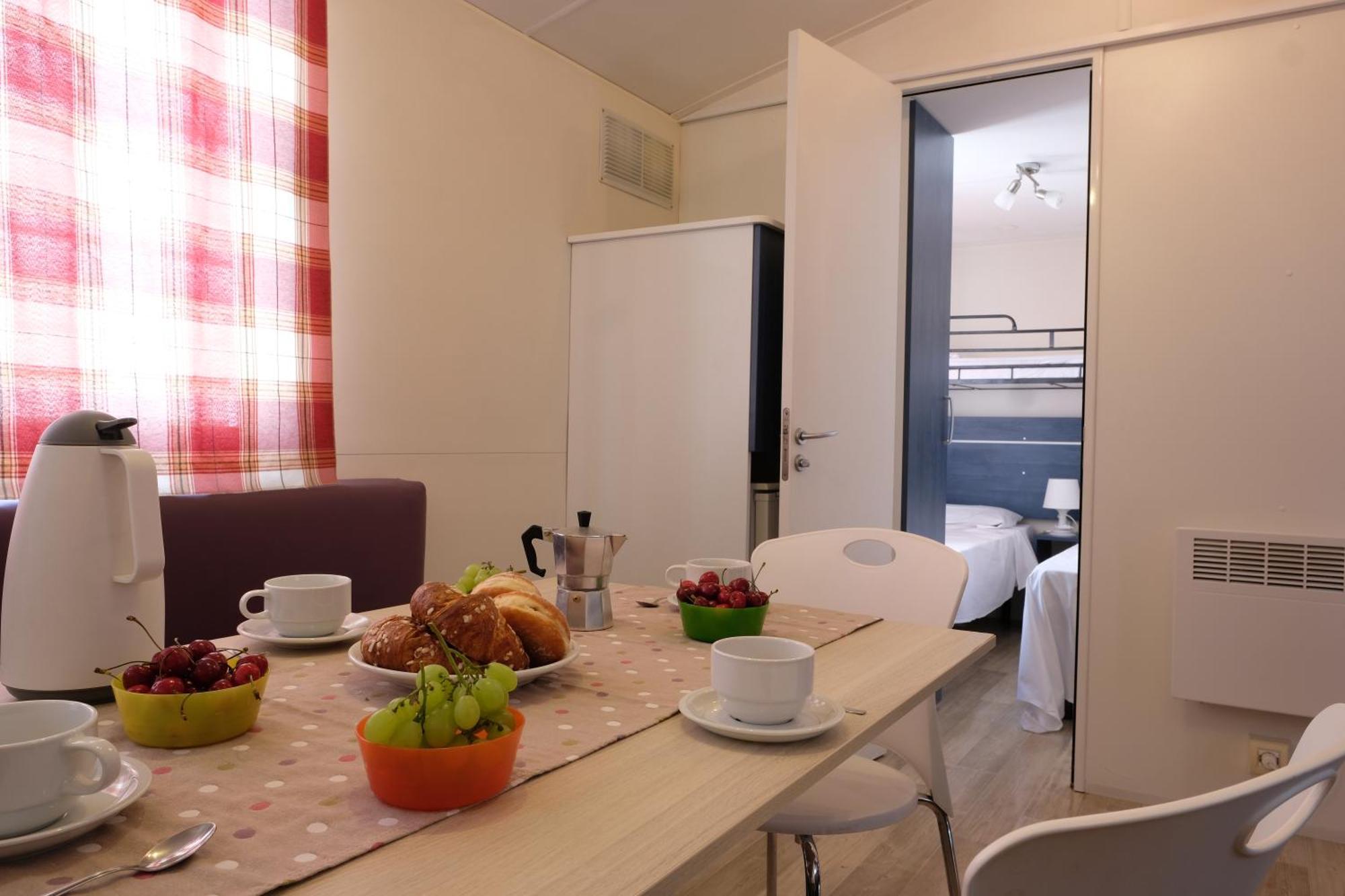 Happy Camp Mobile Homes In Camping Village Baia Paradiso 바데시 외부 사진