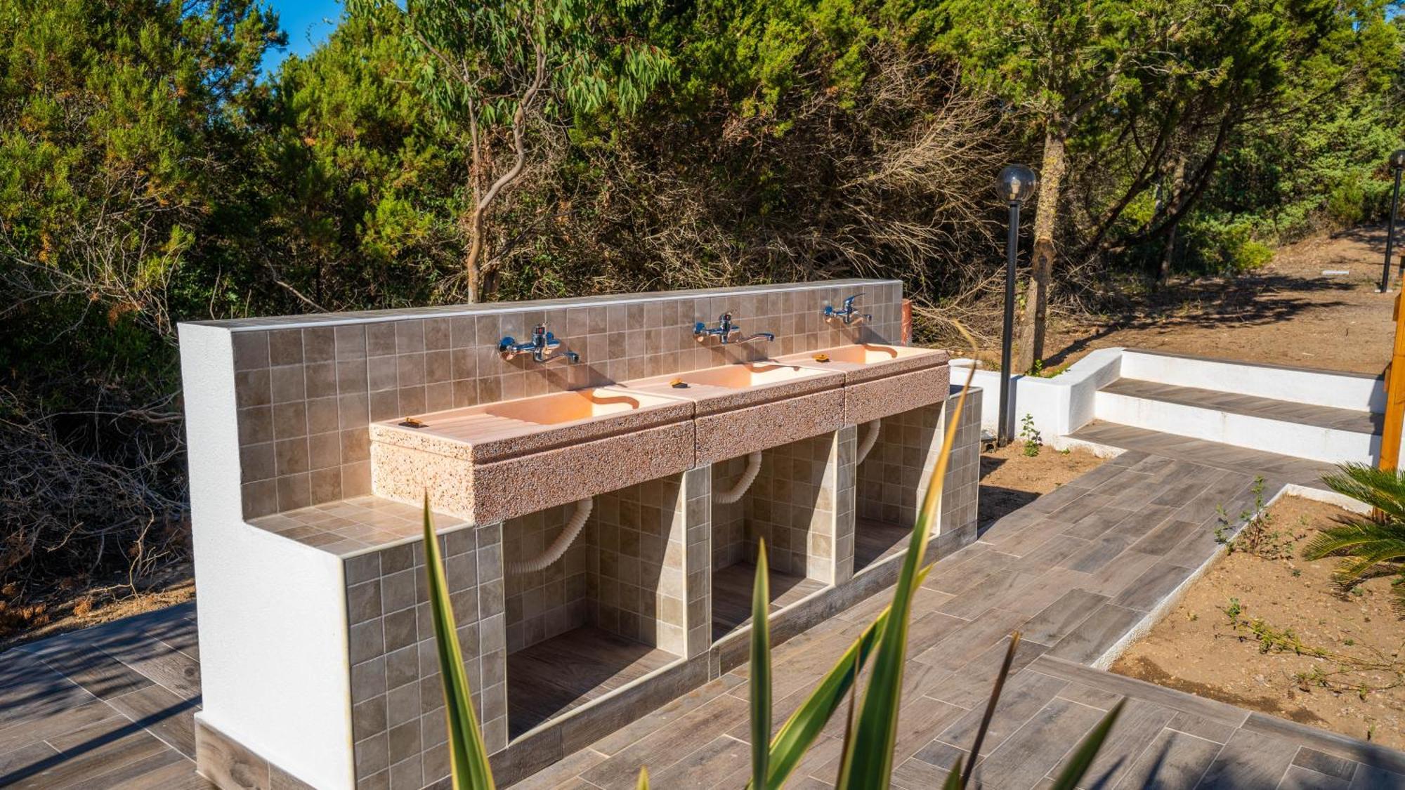 Happy Camp Mobile Homes In Camping Village Baia Paradiso 바데시 외부 사진